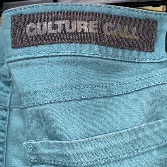 CULTURE CALL TEAL JEANS SZ 31/WAIST - Picture 8 of 9
